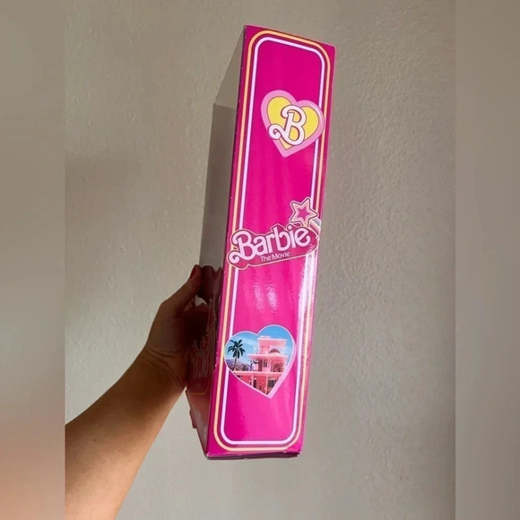 NWB Barbie The Movie Collectible Doll, Margot Robbie in Pink Gingham Dress - Picture 3 of 9